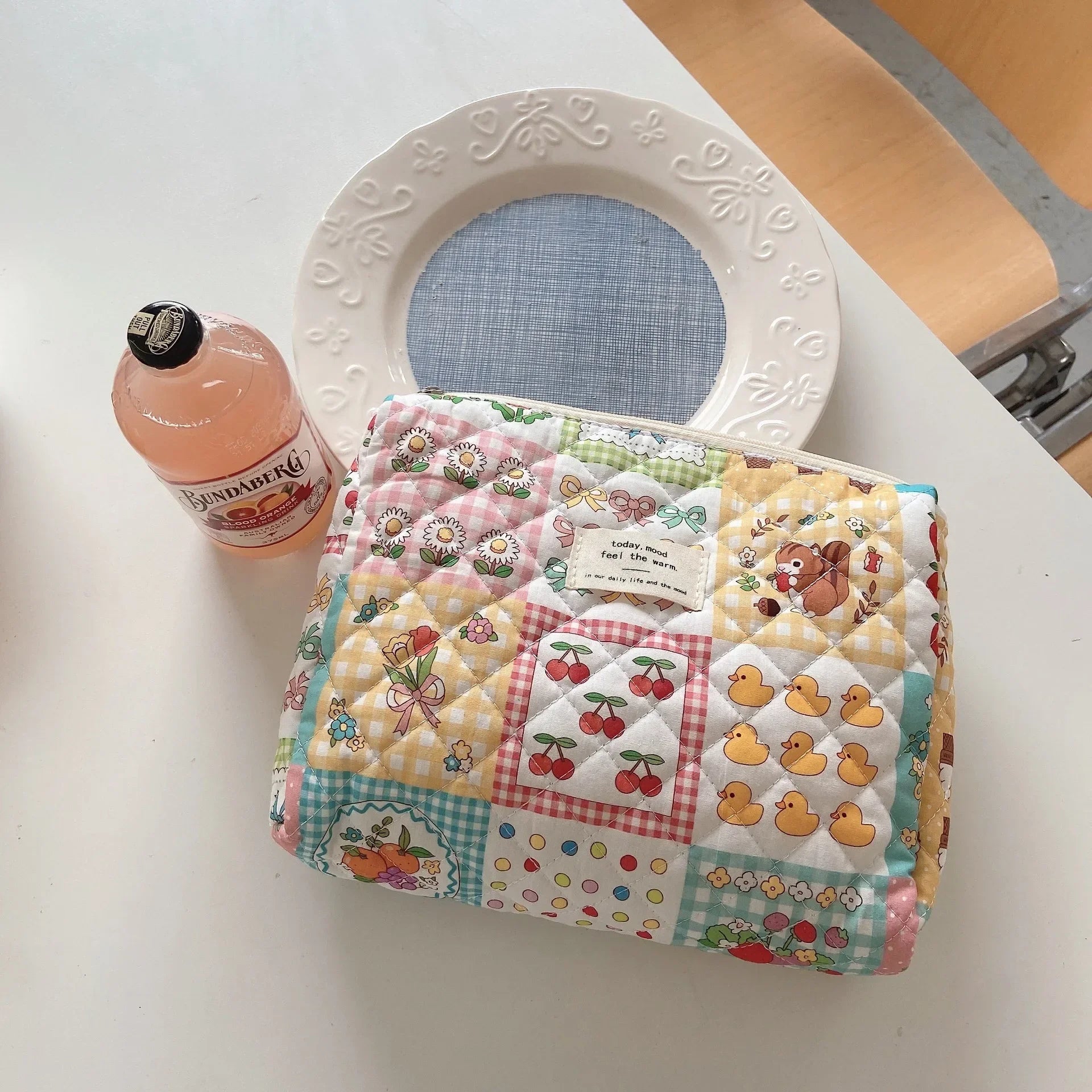 Large Capacity Women's Cosmetic Bag