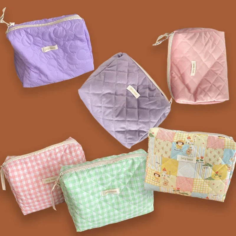 Large Capacity Women's Cosmetic Bag