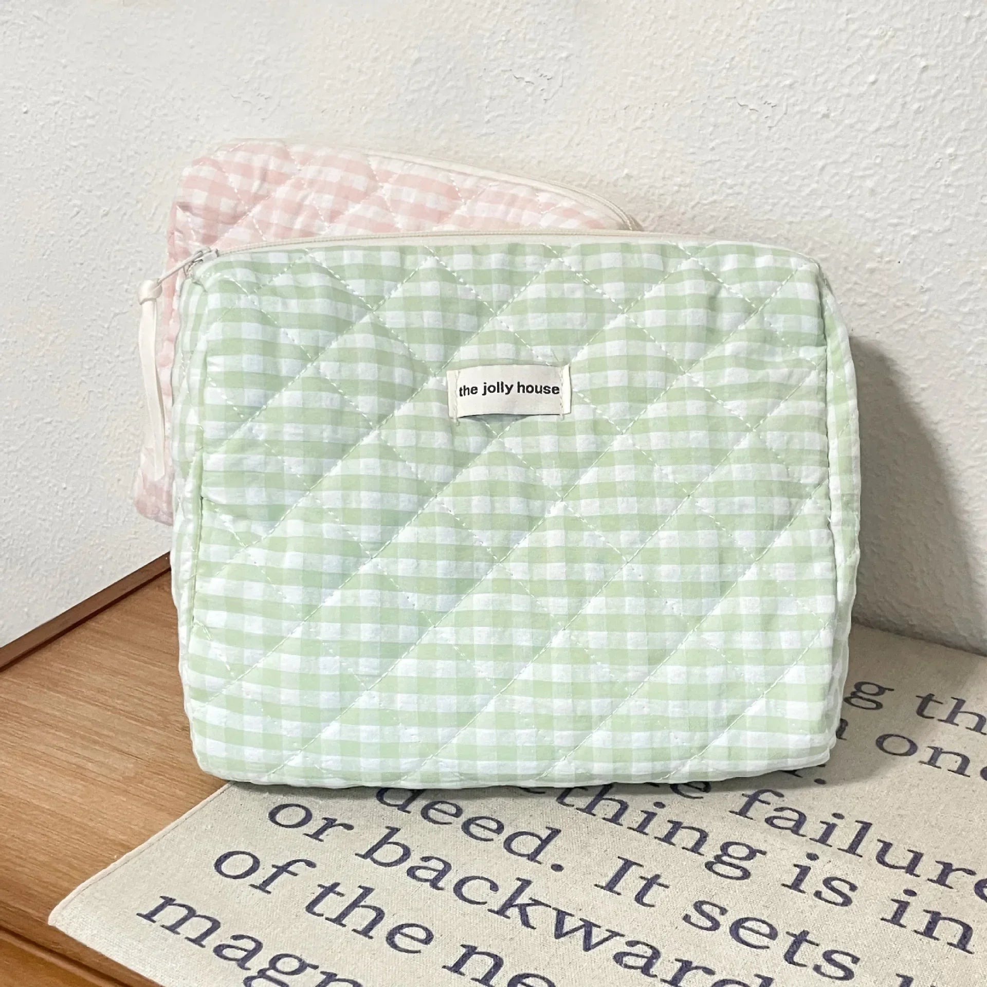 Large Capacity Women's Cosmetic Bag
