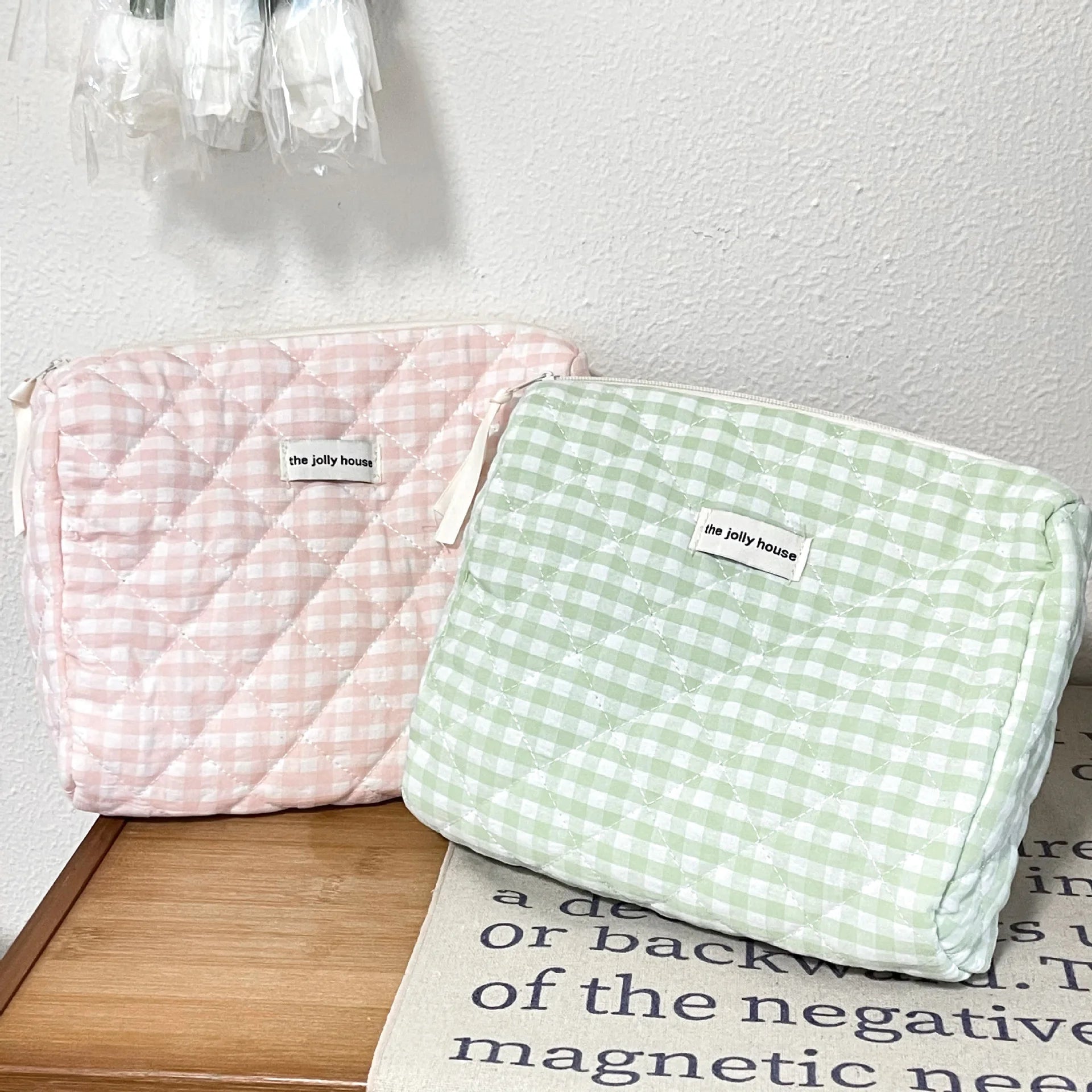Large Capacity Women's Cosmetic Bag