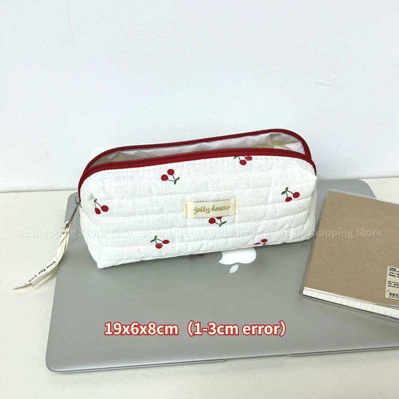 Large Capacity Women's Cosmetic Bag
