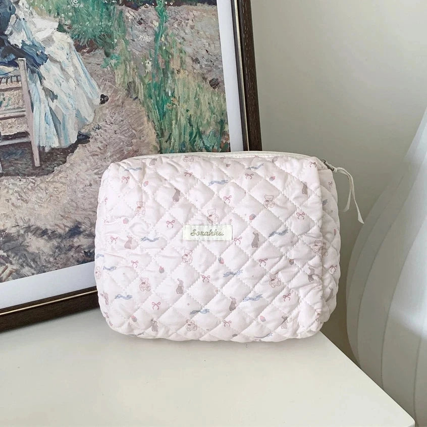Large Capacity Women's Cosmetic Bag